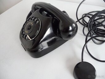 Starý telefon Tesla T65S - 5