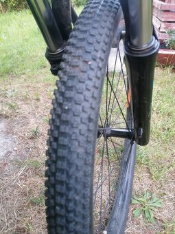 GT STOMPER - 5