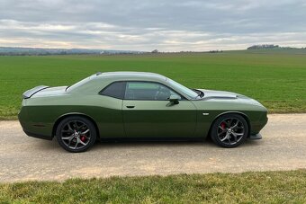 Dodge Challenger Scat pack / SRT 6.4 V8 - pronájem - 5