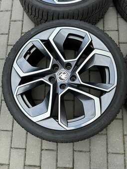 Použité Originál alu kola skoda octavia IV Rs 225/40/r19 - 5