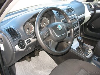 Octavia Combi II 2,0 TDi-103 kW, 134.000,-Kč - 5