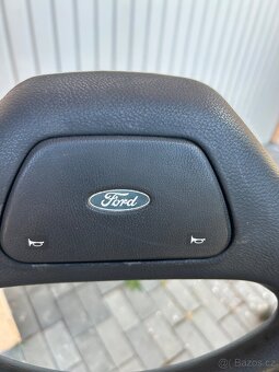Volant Ford escort - 5