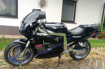 Suzuki GSX-R 1100 - 5