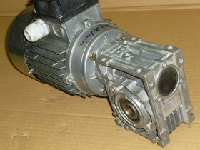 elektropřevodovka 0,75kw/380V /378 ot./min - 5