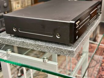 ONKYO DX-7211 (r.1997) optical-out - 5