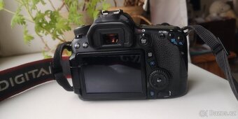 Prodám zrcadlovku Canon 70D tělo - 5