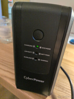 Záložní zdroj CyberPower UT650EG - 5