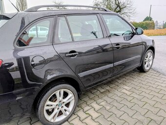 ŠKODA FABIA II COMBI 1.4 16V 63KW 2011 TAŽNÉ - 5