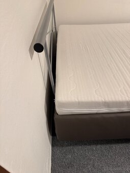 postel s úložným prostorem - 5