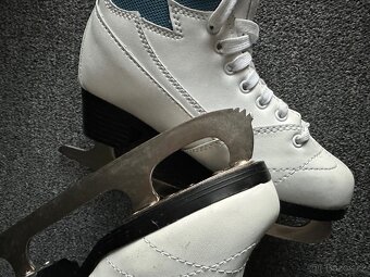 Dámské lední brusle vel.37 - 5