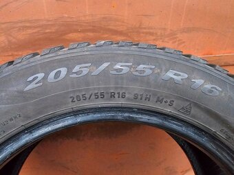 Zimní Pirelli 205/55/16 - 5