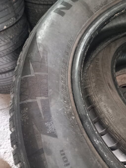 ZIMNÍ GUMY 215/65R16 - 5