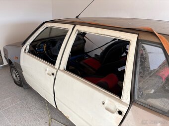 Fiat Uno - 5