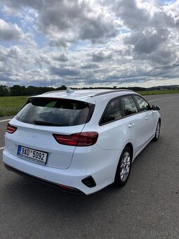 Prodám Kia Ceed SW 1.0 T-GDI ve výbavě Spin 5 let záruka - 5