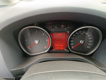 Ford Galaxy - 5