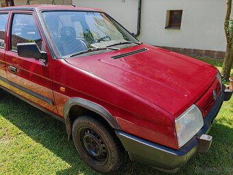 ŠKODA FAVORIT 135 LX - 5