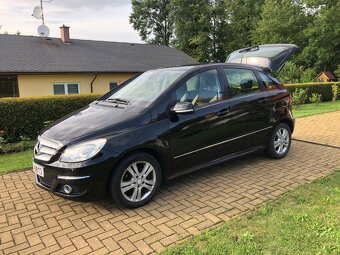 MERCEDES-Benz B 200 - 5