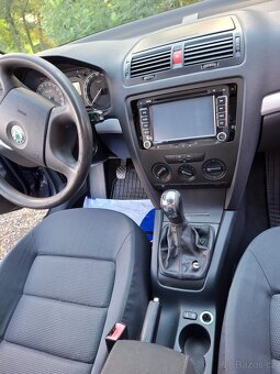 Škoda Octavia 2 , 1,6 benzín - 5