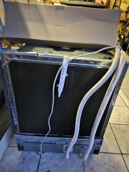 Prodam vestavenou mycku BOSCH, 60 cm, SMV25AX01E/48 - 5