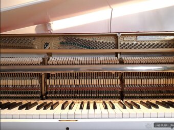 Petrof klavír - 5