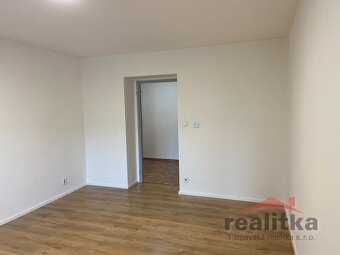Pronájem bytu 2+1 57 m2, Opava, ul. Nám. Sv. Hedviky - 5