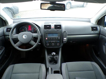 Volkswagen Golf 1,6 FSI 1.MAJITEL,COMFORT - 5