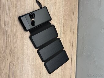 Solární nabíječka s 10 000mAh powerbankou - 5