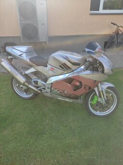 Aprilia RSV 1000 mile - 5