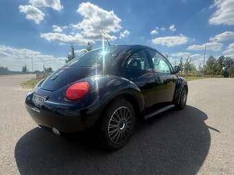 Volkswagen New Beatle 2,0 nové pneu, klimatizace - 5