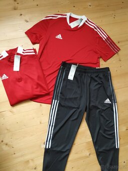 Triko + tepláky Adidas vel. L - 5