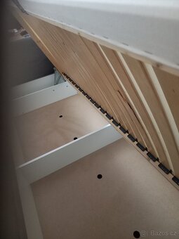 POSTEL -  VELKY ÚLOŽNÝ PROSTOR - 5