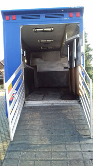 Kamion na přepravu koní - 5