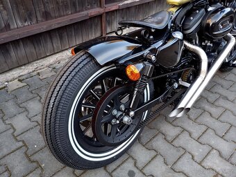 Harley Davidson Sportster Iron 883 - 5