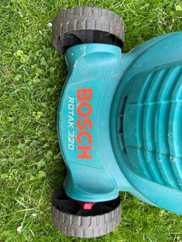 Sekačka Bosch ROTAK 320 - 5