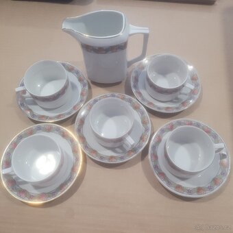 Starý porcelán a sklo - různé - 5