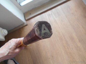 Stará, dřevěná, tenisová raketa. Artis. - 5