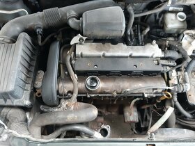 Opel Astra G 1999 HB 1,6 Ecotec KRASNA - DILY - 5