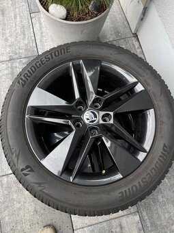 Originál Škoda 215/55 R17 - 5