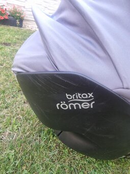 Autosedačka Britax Römer Baby-Safe 5Z2 - 5