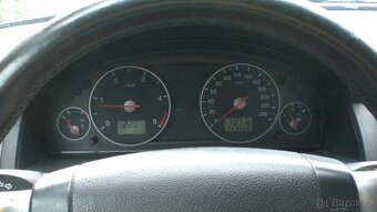 Ford Mondeo Mk3 2,0TDCI,85Kw,rok 2004 - 5