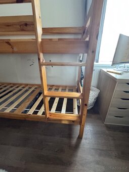 Drevena dvoupatrova postel - 5