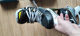 Prodám hokejové brusle Bauer - 5