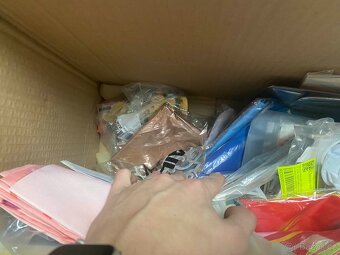 Mystery box (mix narozeninových a párty dekorací) - 5