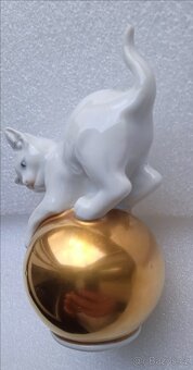 Porcelánová soška kočka na zlaté kouli, Rosenthal - 5