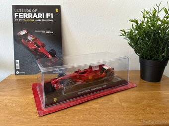 F1 Ferrari 1:24 - formule nové nerozbalené - 5