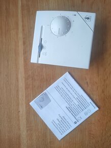 Prostorový termostat Siemens Landis & Staefa QAA 50 - 5