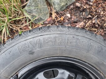 Zimní pneumatiky 165/70 R14 + plechové disky - 5