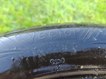 Goodyear Vector 4season Gen3 225/55 r18 102v celoroční - 5