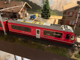 Pro železniční vůz LGB Gauge G, Neule Allegra RhB z kovu a p - 5
