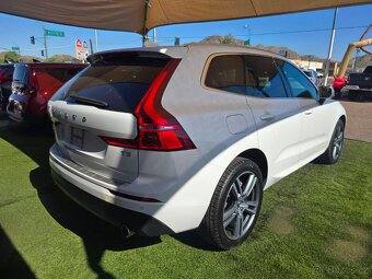Volvo XC60 T5 Momentum 2021 - 5